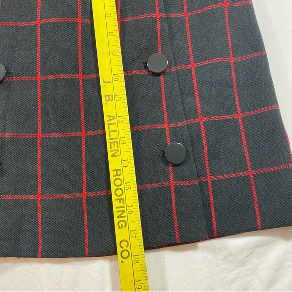 Loft Window Pane Check Skirt Mini Skirt Frontal 8 Big Buttons Black red stripes - Picture 7 of 12
